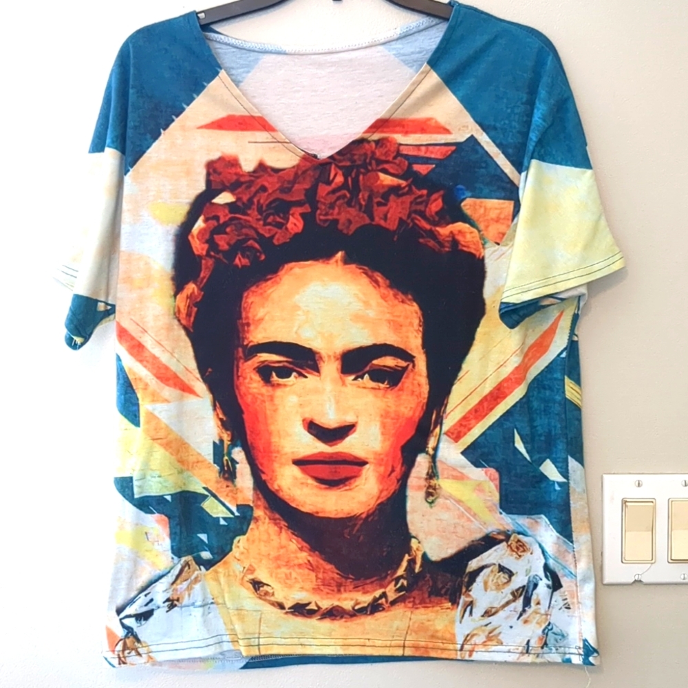 Frida Kahlo top